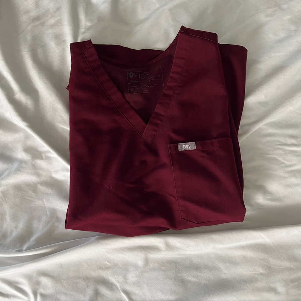 Figs Women's Catarina V-Neck Scrub Top - Burgundy - Picture 3 of 3